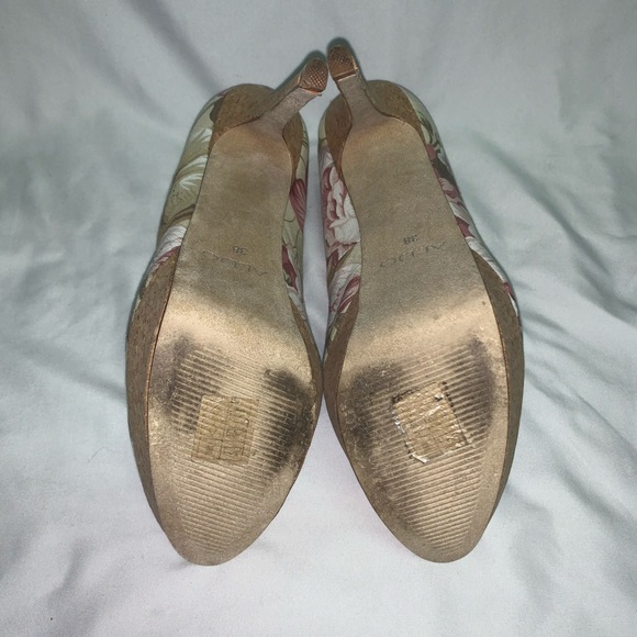 Aldo Floral Print Platform Heel - Picture 5 of 7
